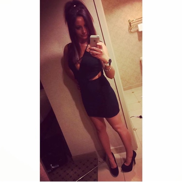 🚀MEET YOUR POSHER, KELLIE⚡️ - Picture 16 of 16